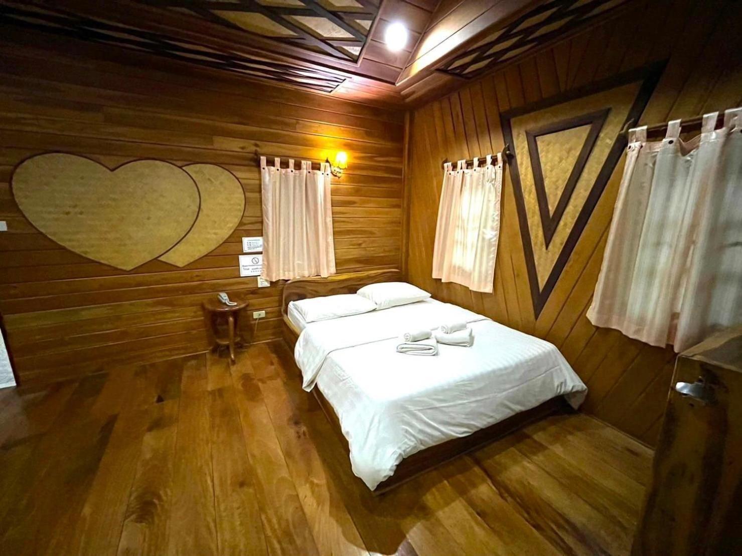 Magmai Hotel And Resort Tak Kültér fotó
